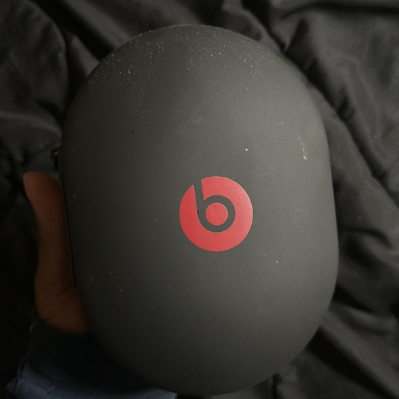 Beats Studio3 Headphones Black - Picture 5 of 12